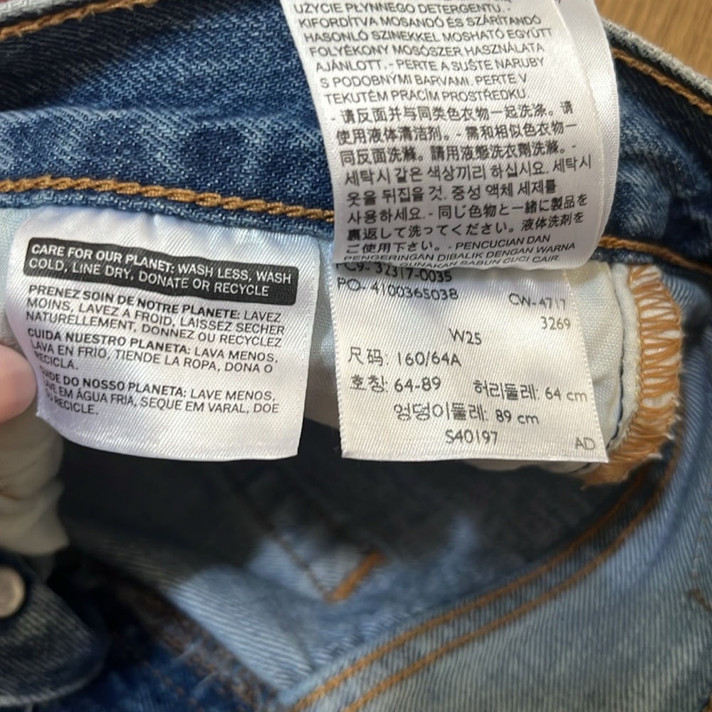 Levi's 501 Shorts Size 25 - Picture 7 of 7